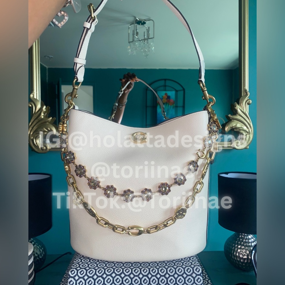 Coach Willow Soft Bucket Bag - Picture 2 of 13